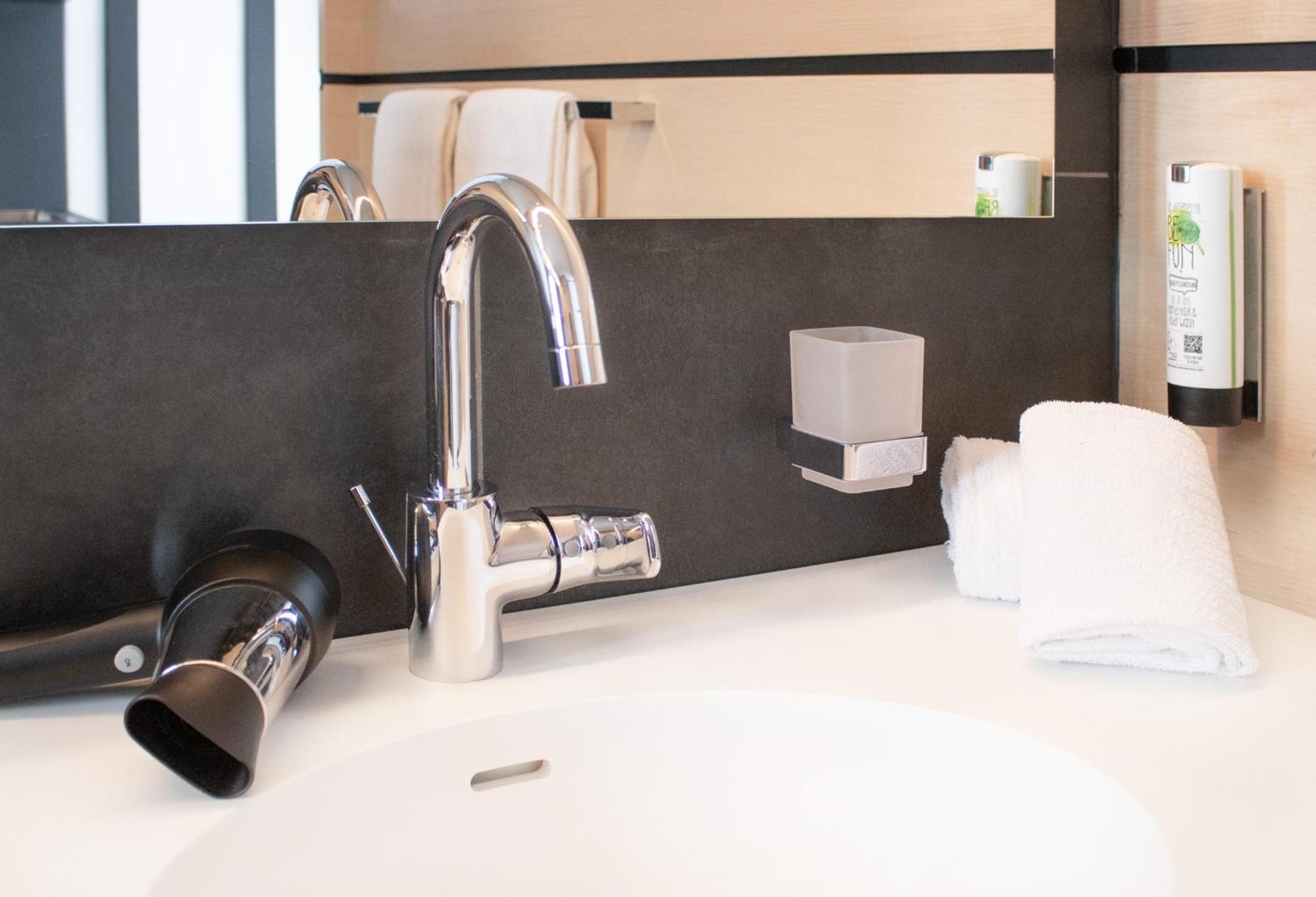 Slue Hotel By Wmm Hotels Schlüchtern Eksteriør billede